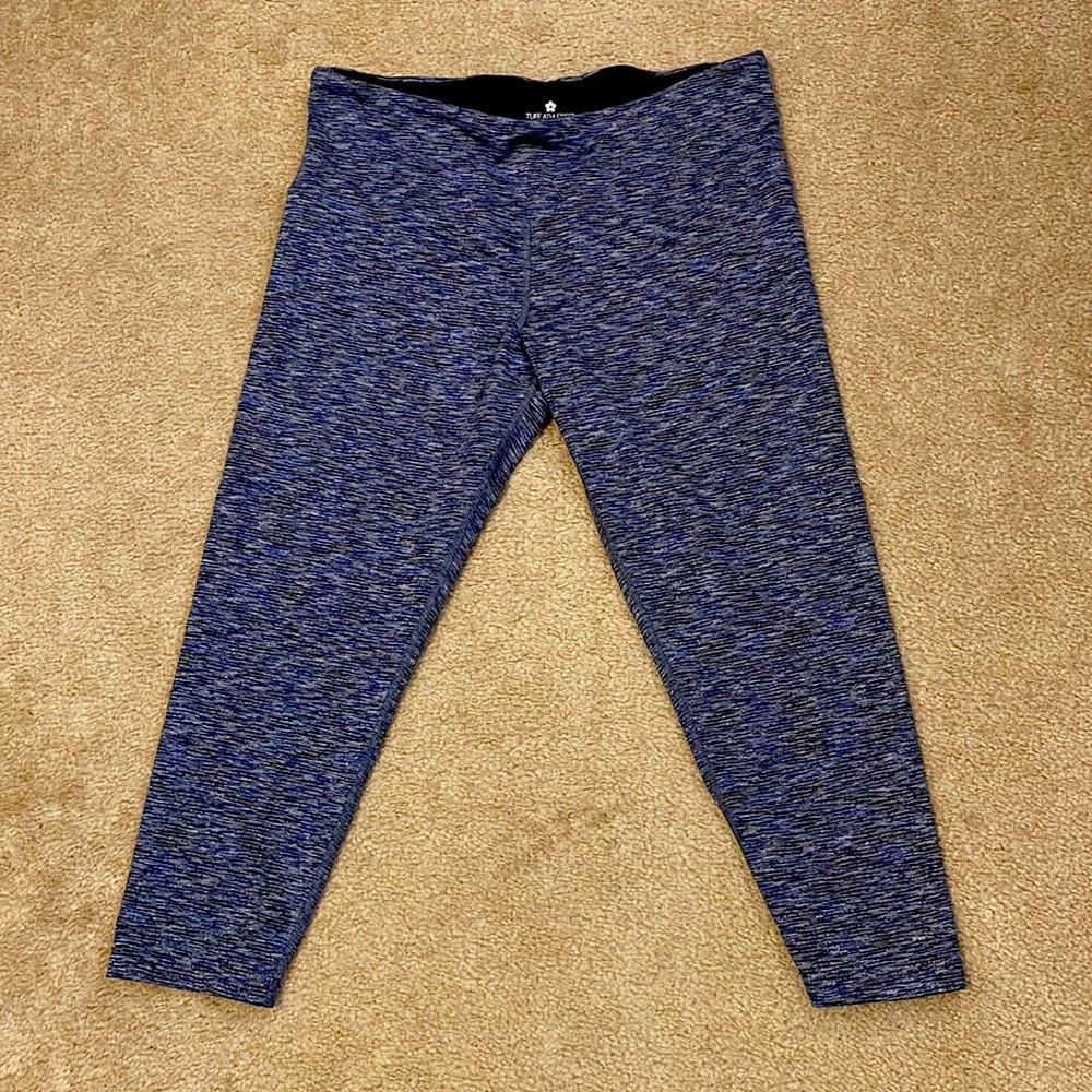 Tufff Athletics capri yoga pants